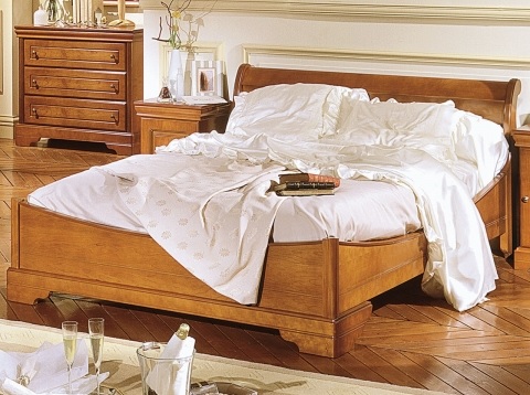 Minet bed Natalie , 180 x 200,koets,stijl ledikant louis philippe,laag voeteinde,140,160,180 cm.,kersen,draaideurkast met spiegel,frankrijk,theo bot